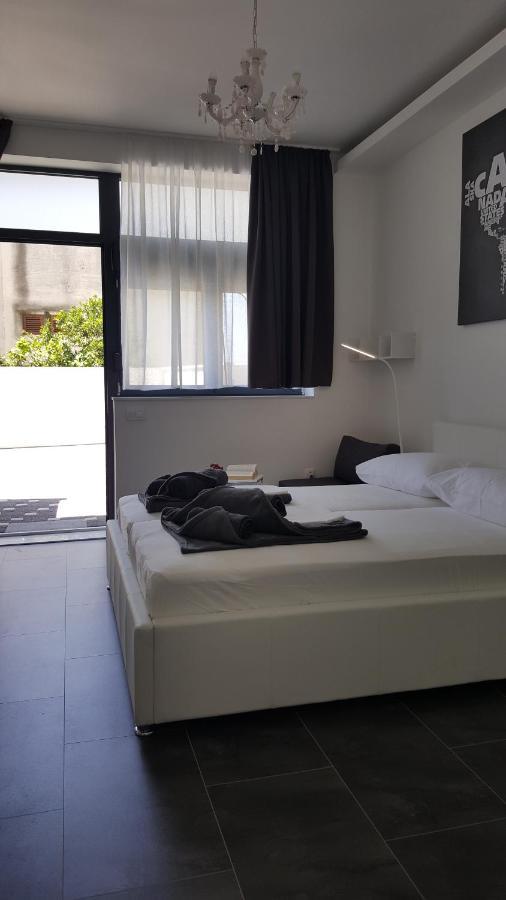 Grey House Appartamento Makarska Esterno foto