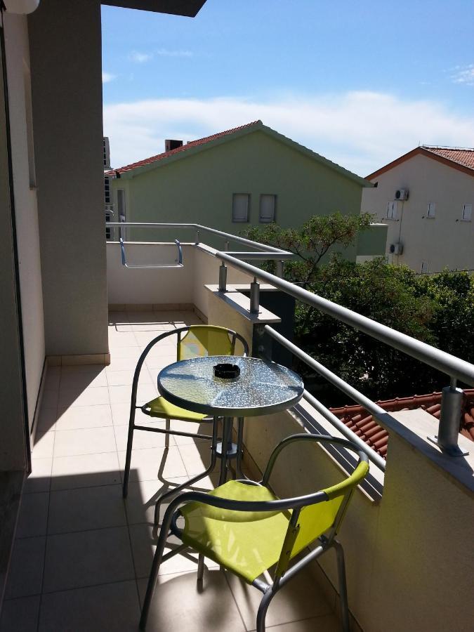 Grey House Appartamento Makarska Esterno foto