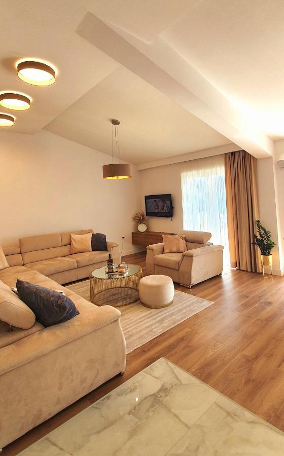Grey House Appartamento Makarska Esterno foto